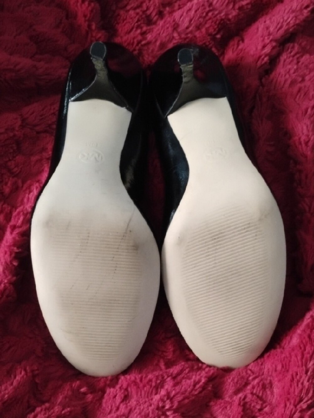 Michael Kors Black Patent Leather Round-Toe Heels - Picture 3 of 8